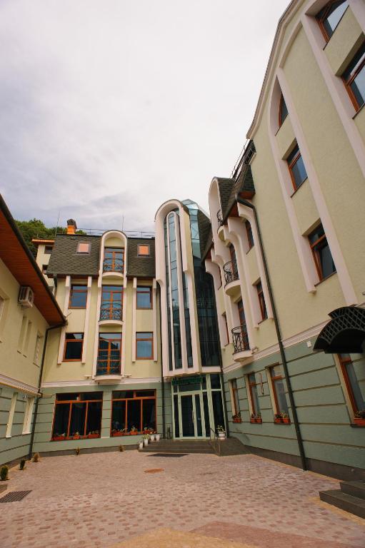 Karpaty Hotel Khust Exterior foto